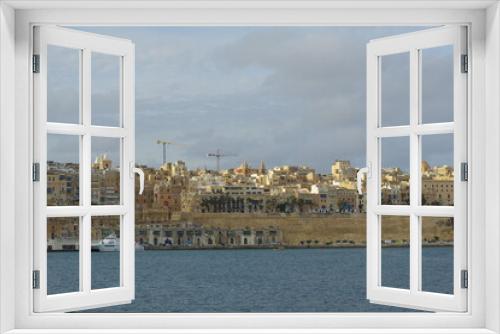 Fototapeta Naklejka Na Ścianę Okno 3D - Entre les Trois Cités et la Valette