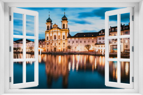 Fototapeta Naklejka Na Ścianę Okno 3D - beautiful historic city center of Lucerne with famous buildings and lake Lucerne (Vierwaldstattersee), Canton of Lucerne, Switzerland