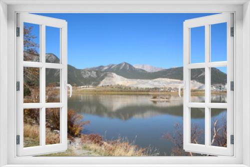 Fototapeta Naklejka Na Ścianę Okno 3D - reflection in lake