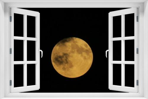 Fototapeta Naklejka Na Ścianę Okno 3D - La lune dans le noir