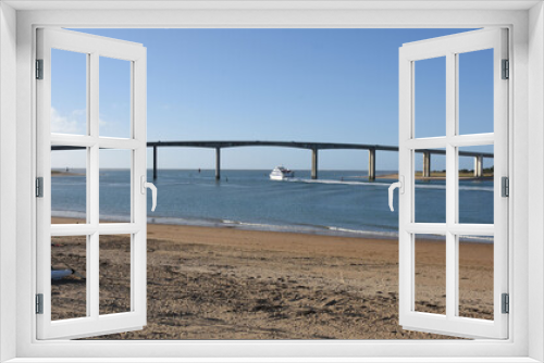 Fototapeta Naklejka Na Ścianę Okno 3D - Pont de l'île de Noirmoutier. Vendée, France