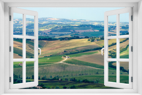 Fototapeta Naklejka Na Ścianę Okno 3D - Rural landscape near Ostra Vetere and Cingoli, Marche, Italy
