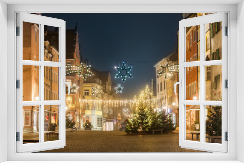 Fototapeta Naklejka Na Ścianę Okno 3D - Weihnachtliche Strasse in Lindau am Bodensee