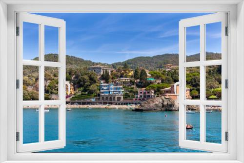 Fototapeta Naklejka Na Ścianę Okno 3D - The colorful Old Town of Sestri Levante, Italy, a popular resort town in Liguria