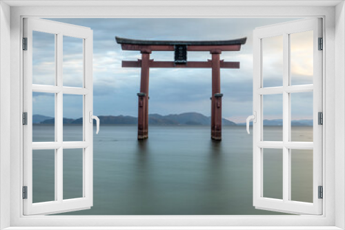 Fototapeta Naklejka Na Ścianę Okno 3D - 滋賀県　琵琶湖　白髭神社の鳥居