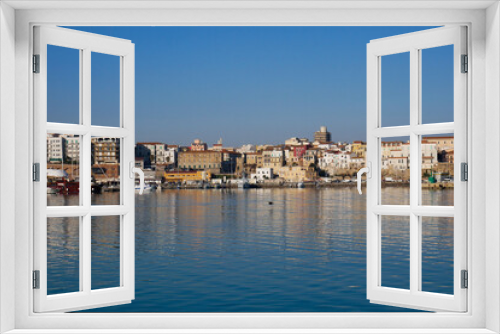 Fototapeta Naklejka Na Ścianę Okno 3D - Termoli - Molise - The Adriatic town seen from the port.