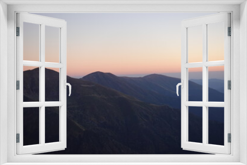 Fototapeta Naklejka Na Ścianę Okno 3D - Sunset Scene in Mountains