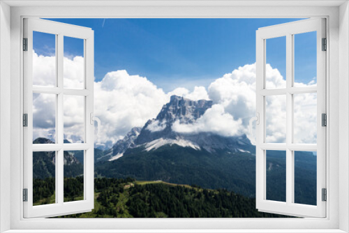 Fototapeta Naklejka Na Ścianę Okno 3D - Mountains and clouds