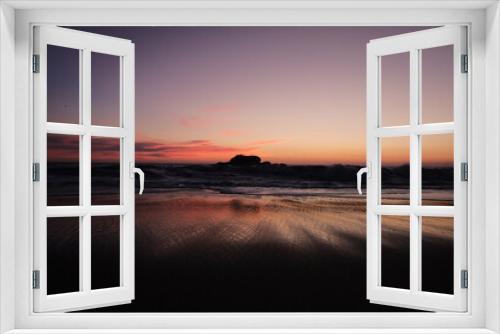 Fototapeta Naklejka Na Ścianę Okno 3D - Sunset on the beach