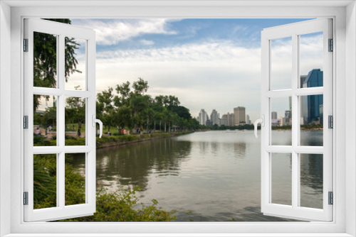 Fototapeta Naklejka Na Ścianę Okno 3D - Bangkok Skyline view from Benjakitti Park