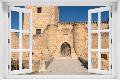 Fototapeta Naklejka Na Ścianę Okno 3D - Castillo de Pedraza, antiguo pueblo de Castilla y León, España