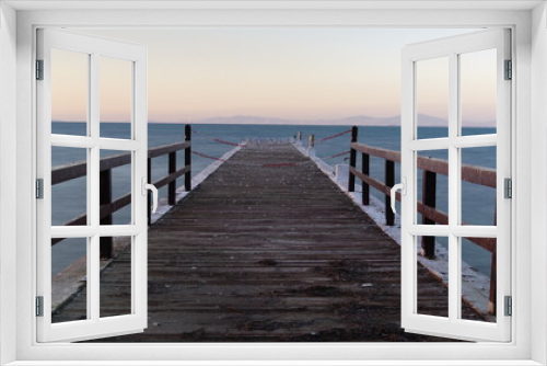 Fototapeta Naklejka Na Ścianę Okno 3D - sea pier view, long exposure sea