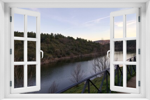 Fototapeta Naklejka Na Ścianę Okno 3D - Cauce de rio