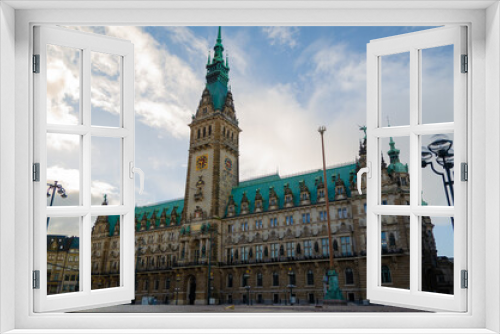 Fototapeta Naklejka Na Ścianę Okno 3D - Hamburg city hall from the bottom Germany