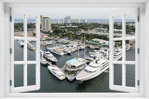 Fototapeta Naklejka Na Ścianę Okno 3D - Aerial Photo Florida Yacht