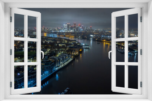 Fototapeta Naklejka Na Ścianę Okno 3D - Early morning aerial image of the Thames and City of London