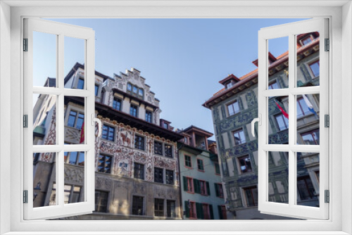 Fototapeta Naklejka Na Ścianę Okno 3D - Traditional frescoed buildings in Lucerne, Switzerland