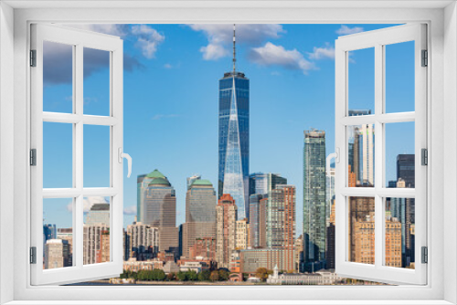 Fototapeta Naklejka Na Ścianę Okno 3D - One World Trade Center and the Lower Manhattan skyline.