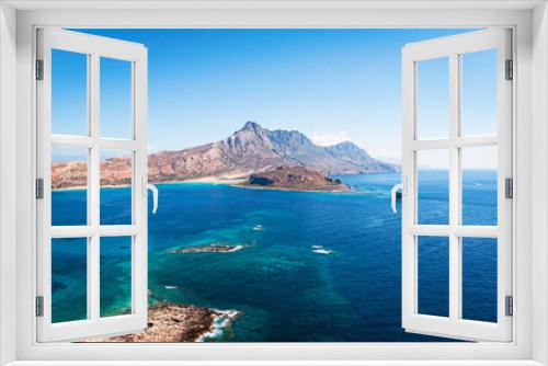 Fototapeta Naklejka Na Ścianę Okno 3D - Rocky islands off the coast of Crete