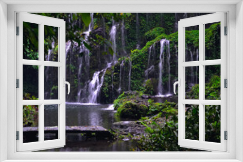 Fototapeta Naklejka Na Ścianę Okno 3D - Picturesque waterfall in Bali