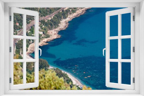 Fototapeta Naklejka Na Ścianę Okno 3D - aerial view of the coast of the sea in roquebrune cap martin near Monaco with beautiful blue and turquoise water