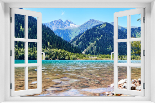 Fototapeta Naklejka Na Ścianę Okno 3D - panoramic scenic view of the mountain lake