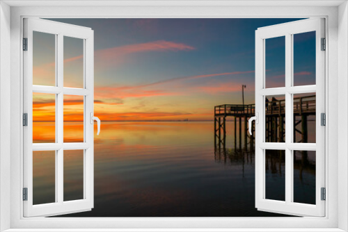 Fototapeta Naklejka Na Ścianę Okno 3D - sunset over the bay