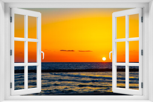 Fototapeta Naklejka Na Ścianę Okno 3D - Hot sunset