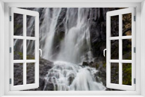 Fototapeta Naklejka Na Ścianę Okno 3D - waterfall on the rocks