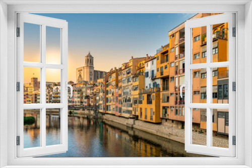 Fototapeta Naklejka Na Ścianę Okno 3D - view of the city of Girona in the historic center with the cathedral in Catalonia in Spain at sunset