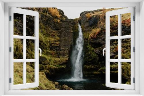 Fototapeta Naklejka Na Ścianę Okno 3D - Wodospady na Islandii