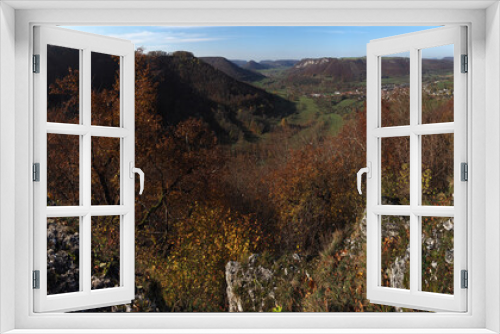 Fototapeta Naklejka Na Ścianę Okno 3D - Blick vom Albtrauf bei Türkheim ins herbstliche Filstal