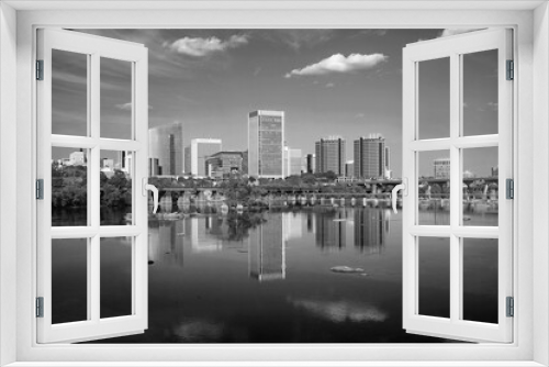 Fototapeta Naklejka Na Ścianę Okno 3D - Richmond Virginia skyline in black and white