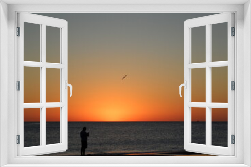 Fototapeta Naklejka Na Ścianę Okno 3D - sunset on the beach