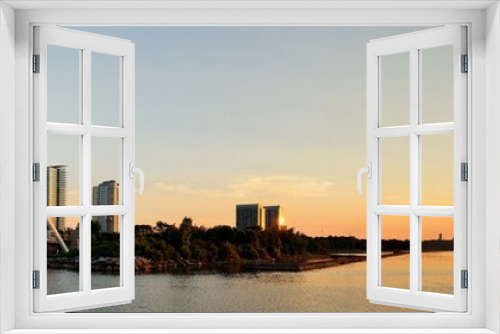 Fototapeta Naklejka Na Ścianę Okno 3D - Toronto sunrise panorama