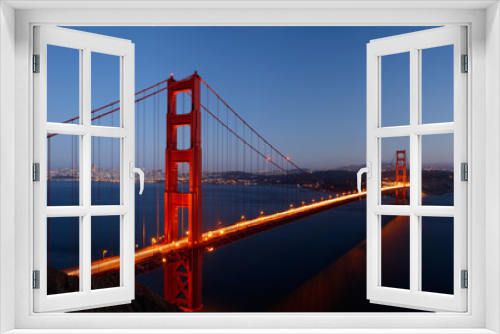 Fototapeta Naklejka Na Ścianę Okno 3D - Golden Gate Bridge in the Dusk Pano 1