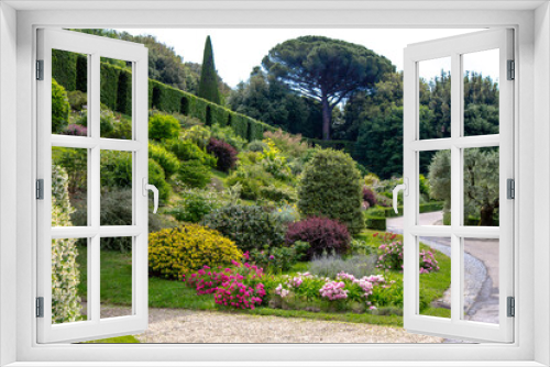 Fototapeta Naklejka Na Ścianę Okno 3D - I giardini delle Ville Pontificie a Castel Gandolfo