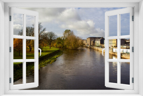 Fototapeta Naklejka Na Ścianę Okno 3D - Suir River in Clonmel
