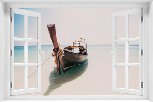 Fototapeta Naklejka Na Ścianę Okno 3D - thailand ocean landscape. Exotic beach view and traditional ship