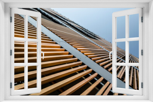 Fototapeta Naklejka Na Ścianę Okno 3D - Drewniana elewacja budynku wielorodzinnego 