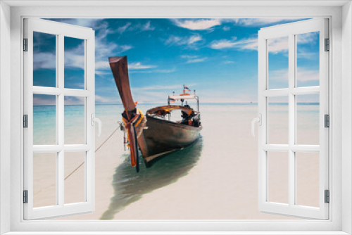 Fototapeta Naklejka Na Ścianę Okno 3D - thailand ocean landscape. Exotic beach view and traditional ship
