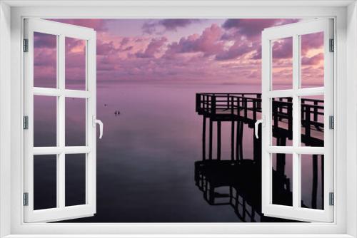Fototapeta Naklejka Na Ścianę Okno 3D - Pontile Lago