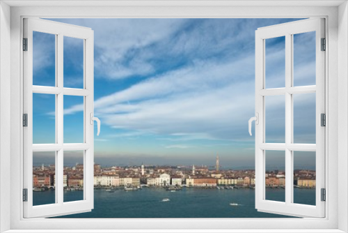 Fototapeta Naklejka Na Ścianę Okno 3D - Небо Венеции
