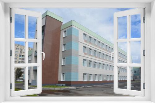 Fototapeta Naklejka Na Ścianę Okno 3D - Engineering School in Komsomolsk-on-Amur