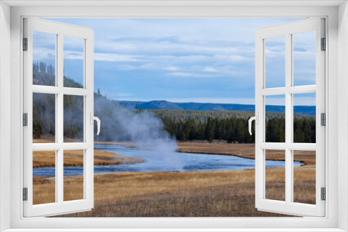 Fototapeta Naklejka Na Ścianę Okno 3D - The Firehole River in Yellowstone National Park