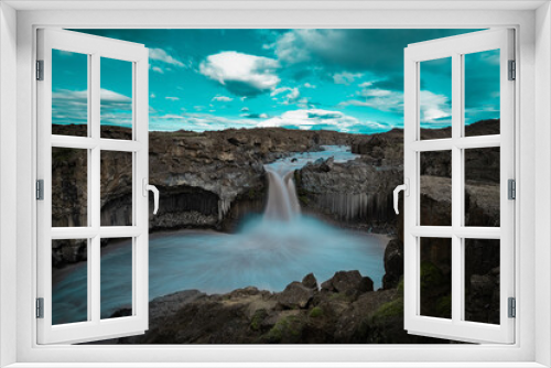 Fototapeta Naklejka Na Ścianę Okno 3D - Aldeyjarfoss waterfall in Iceland.