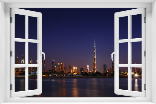 Fototapeta Naklejka Na Ścianę Okno 3D - Dubai Skyline at dusk looking from Jumeirah Beach