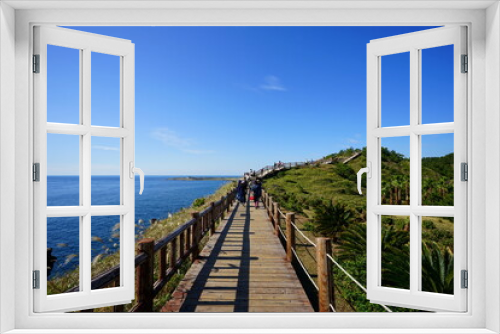 Fototapeta Naklejka Na Ścianę Okno 3D - fascinating seaside view with walkway