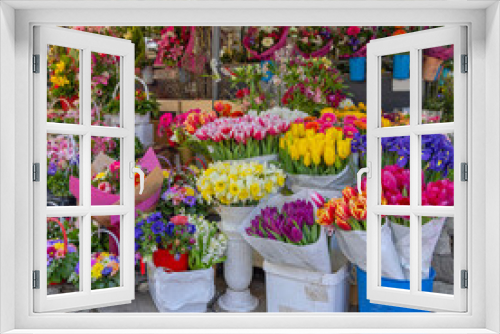 Fototapeta Naklejka Na Ścianę Okno 3D - Farmers Market Florist Stall