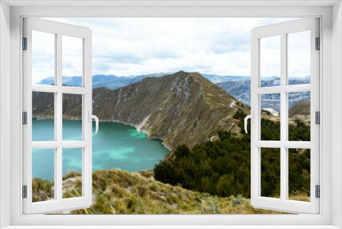 Fototapeta Naklejka Na Ścianę Okno 3D - Quilotoa lagoon in Ecuador